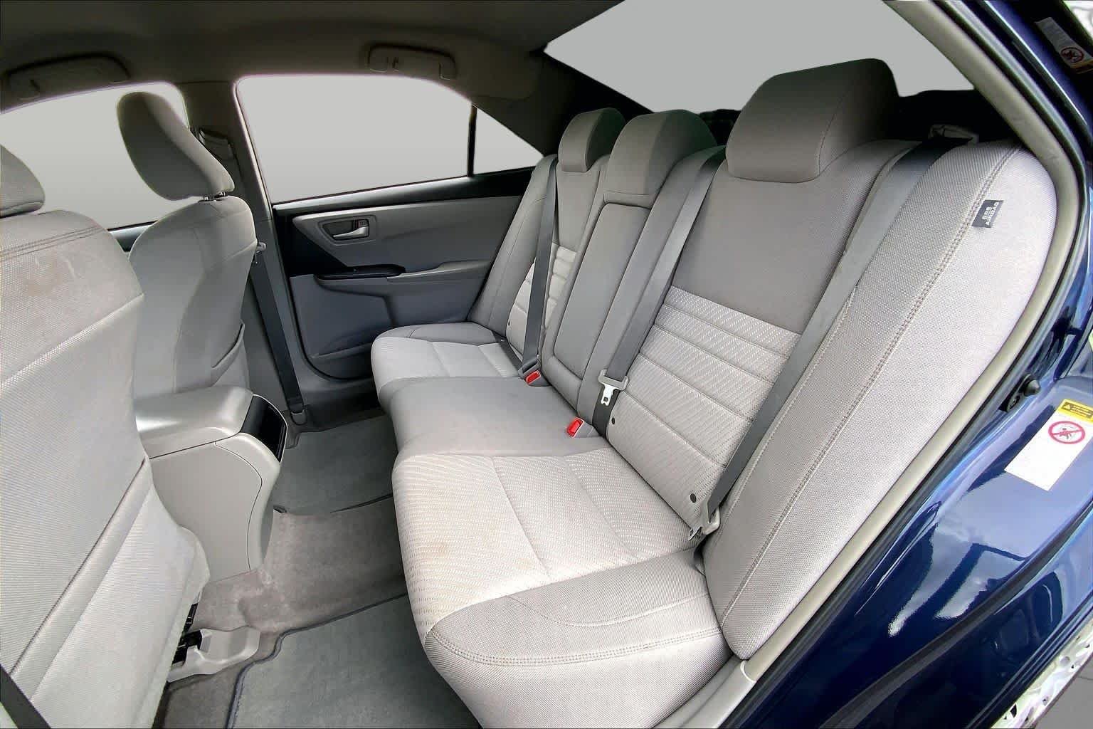 Used 2015 Parisian Night Pearl Toyota LE image 20