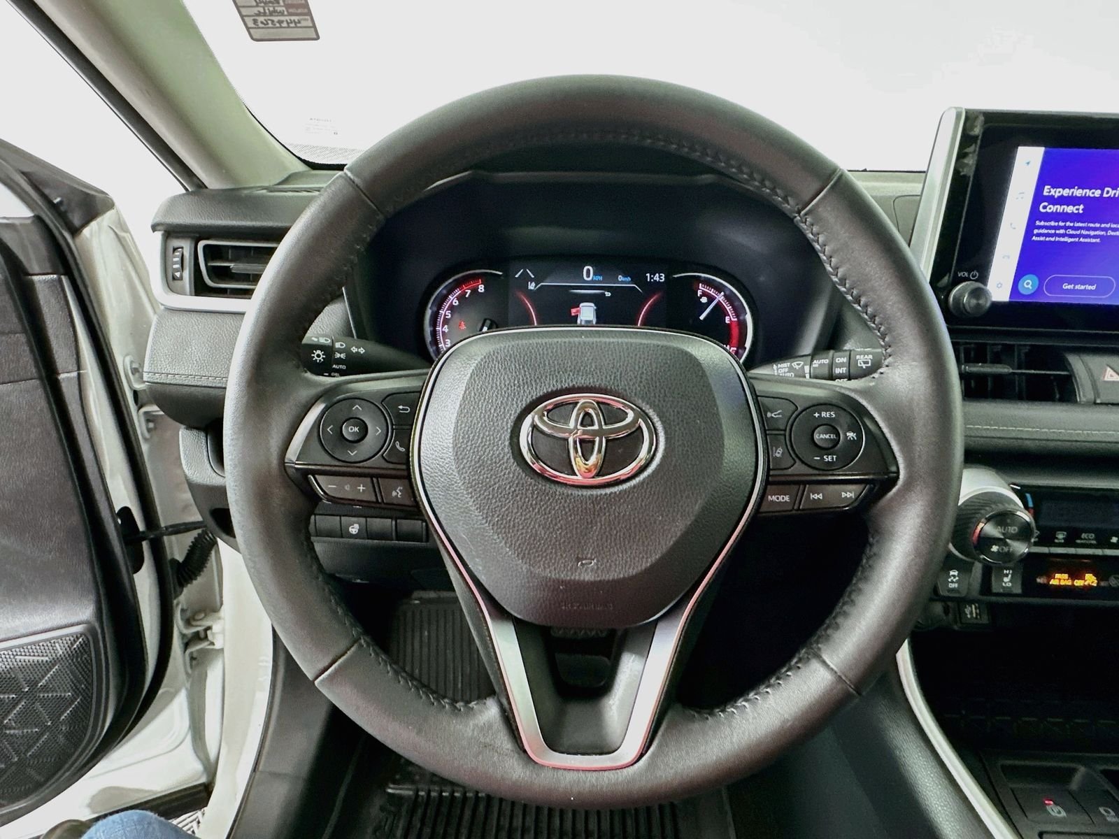 Used 2024 Ice Toyota XLE image 11