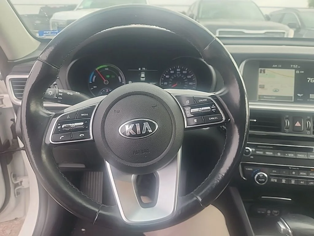 Certified Used 2020 White Kia EX image 21