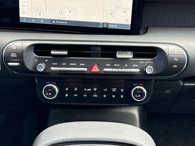 New 2026 White Hyundai SEL Premium AWD image 20