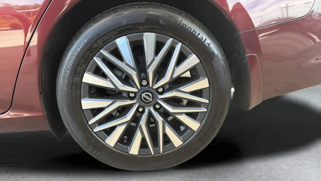 Certified Used 2023 Garnet Pearl Nissan 2.5 SV image 26