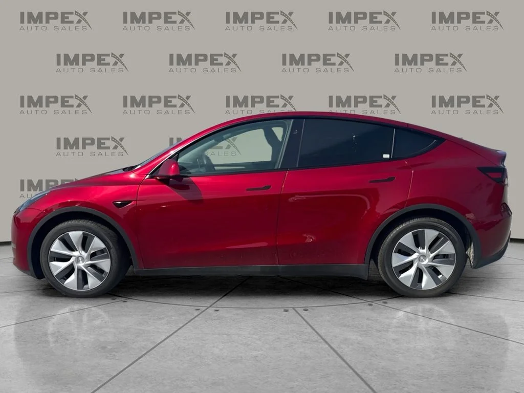 Used 2024 Red Tesla Long Range image 2