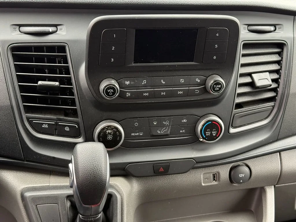 Used 2025 White Ford T250 image 27