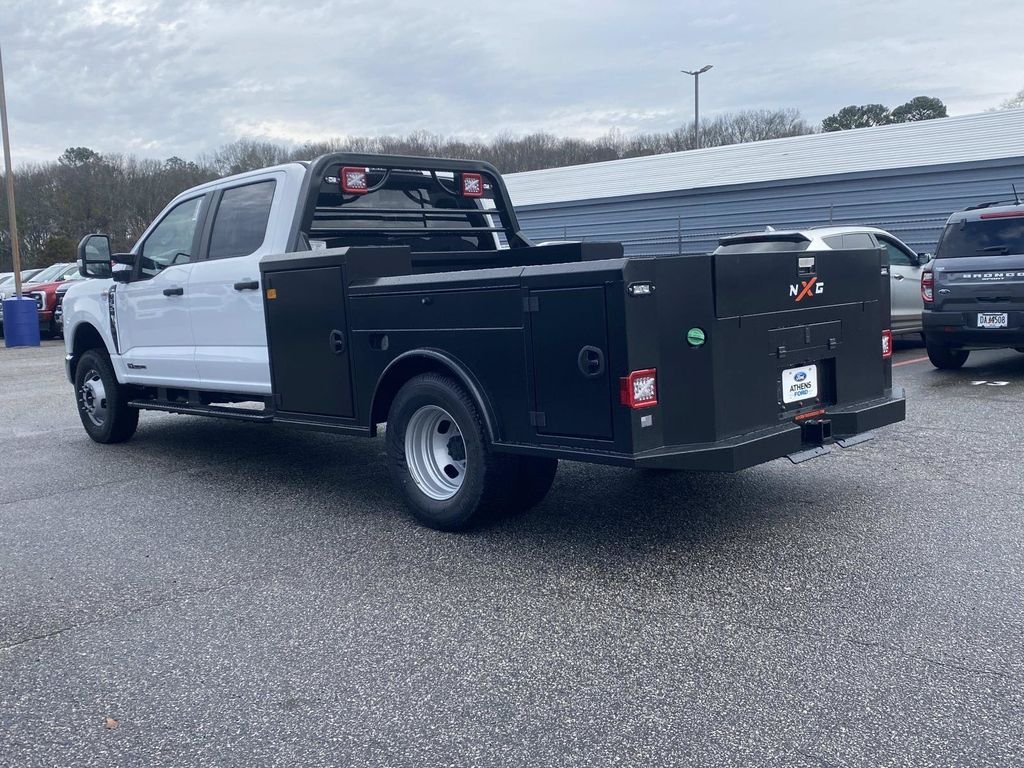 New 2026 Oxford White Ford F-350® XL image 4