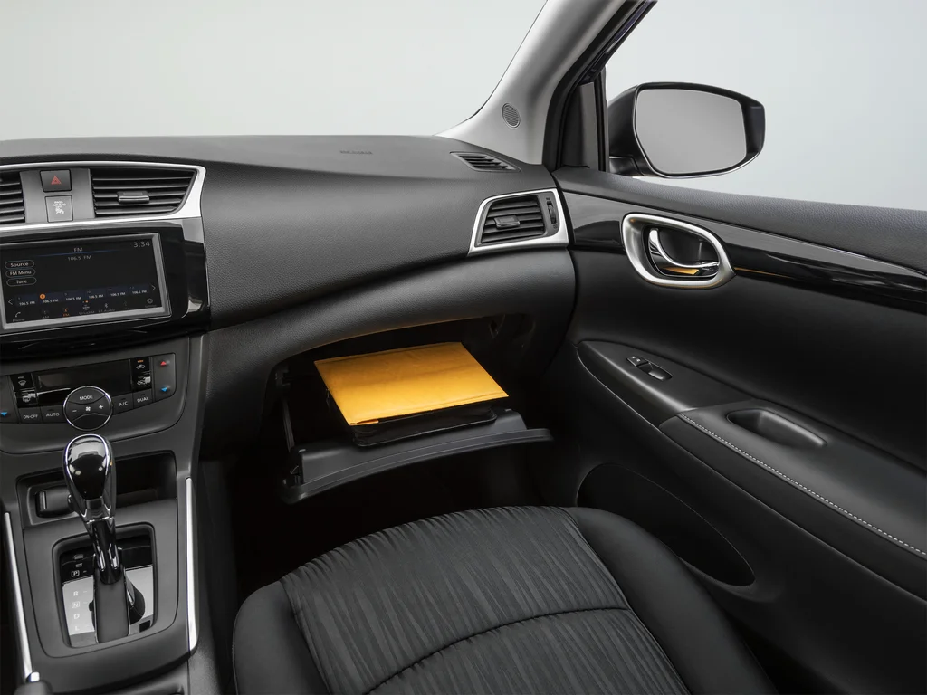 Used 2019 Blue Nissan SV image 33
