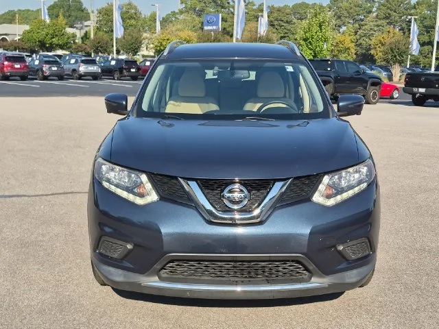 Used 2016 Blue Nissan SV image 8