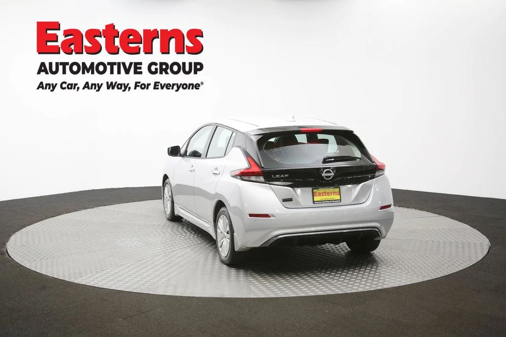 Used 2023 Silver Nissan S image 61