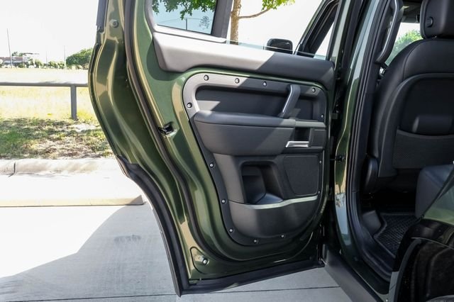 New 2026 Woolstone Green Metallic Land Rover X-Dynamic SE image 53