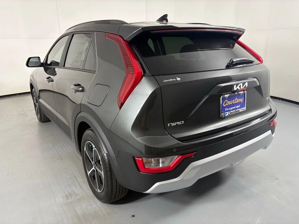 New 2026 Gray Kia EX image 6