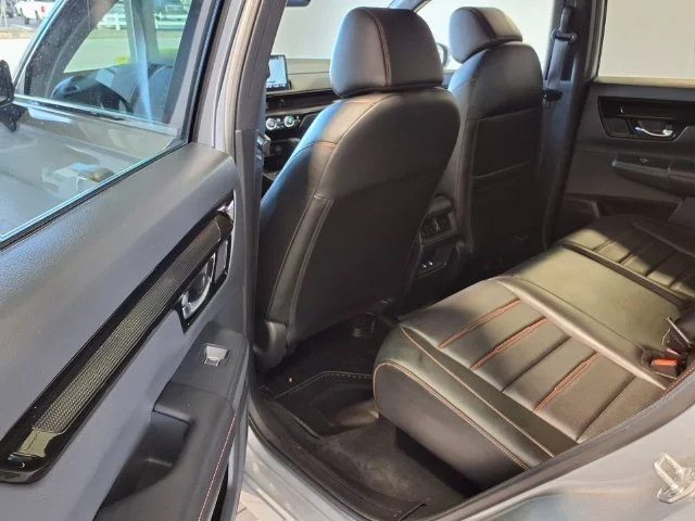 2025 Honda CR-V Sport Touring - Photo 18