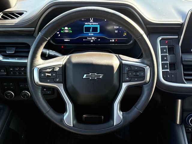 Used 2022 Black Chevrolet Z71 image 14