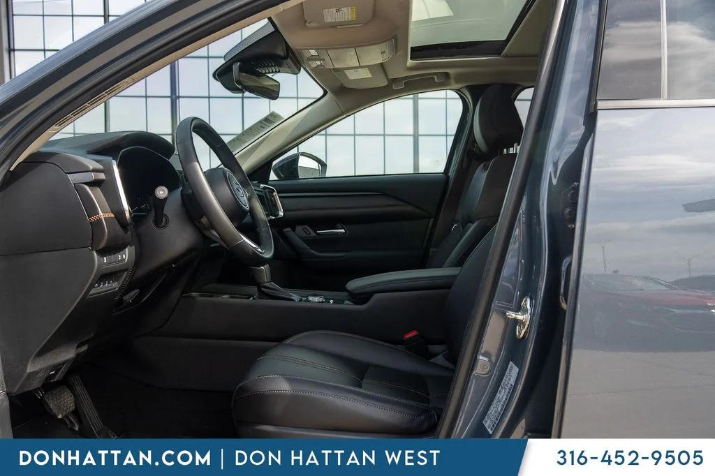 Used 2025 Gray Mazda Premium Plus image 3
