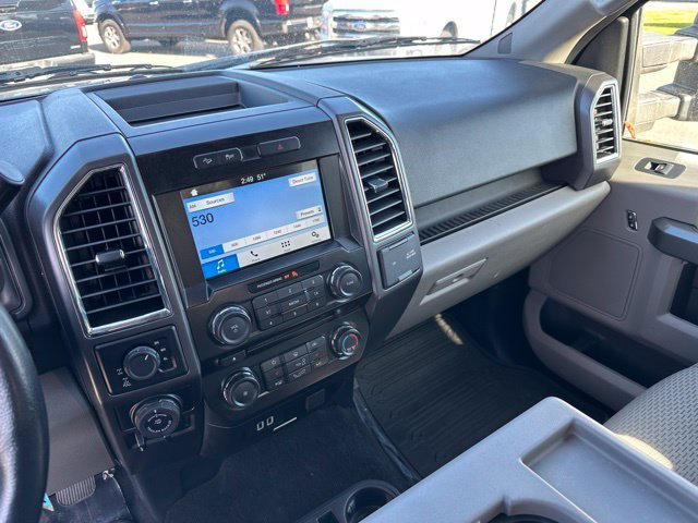 Used 2016 Blue Ford XLT image 16