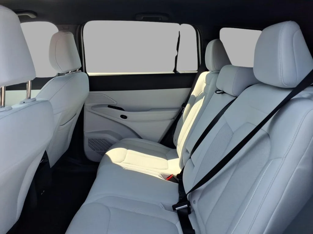New 2026 Bright White Clearcoat Jeep Laredo image 7