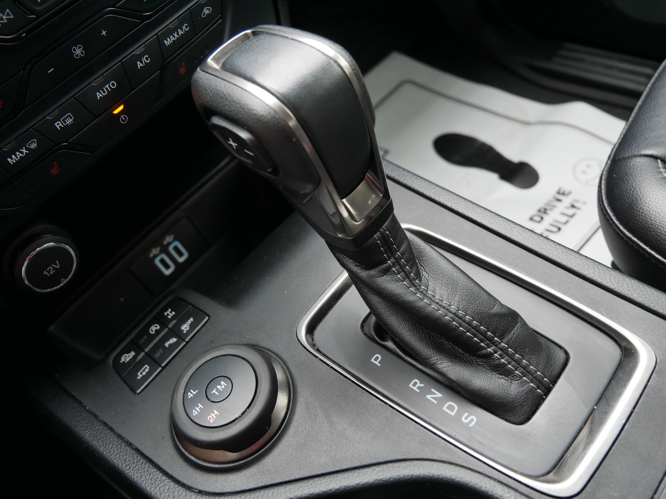 Used 2019 Blue Ford LARIAT image 24