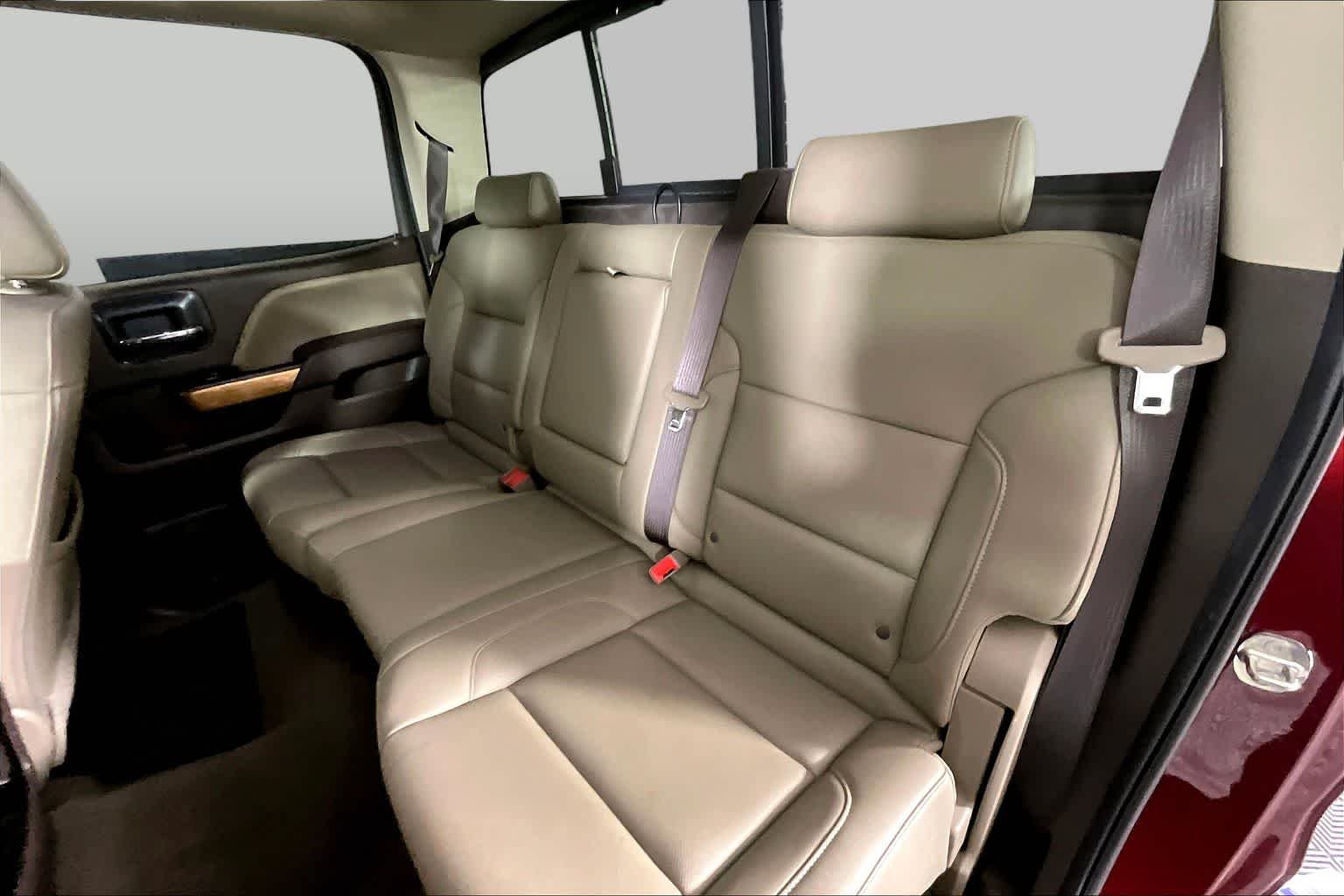 Used 2018 Cajun Red Tintcoat Chevrolet LTZ image 19