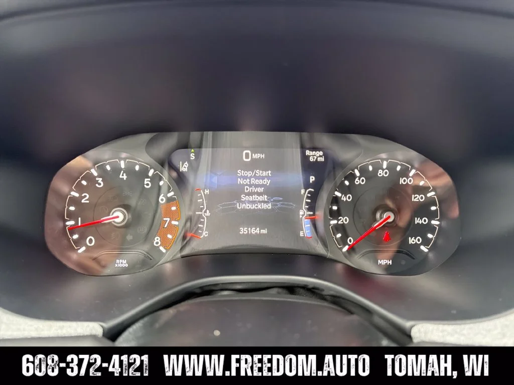 Used 2025 Red Jeep Latitude image 17