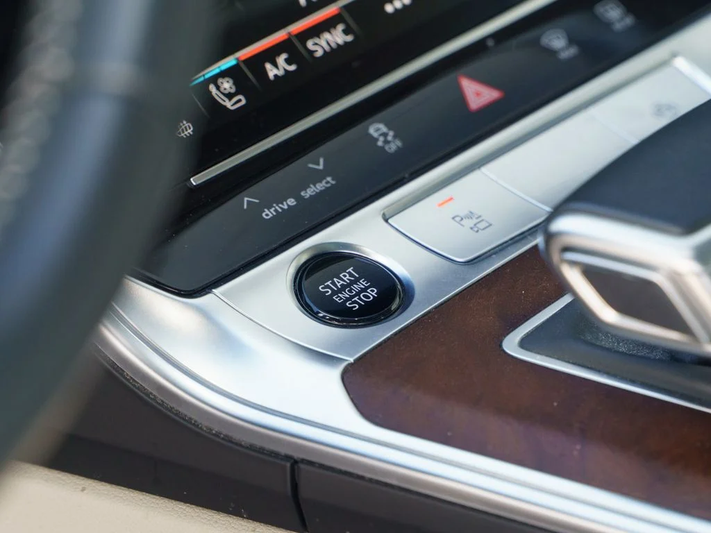 Used 2021  Audi  image 28
