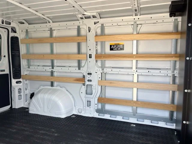 Used 2025 White Ram Base image 28