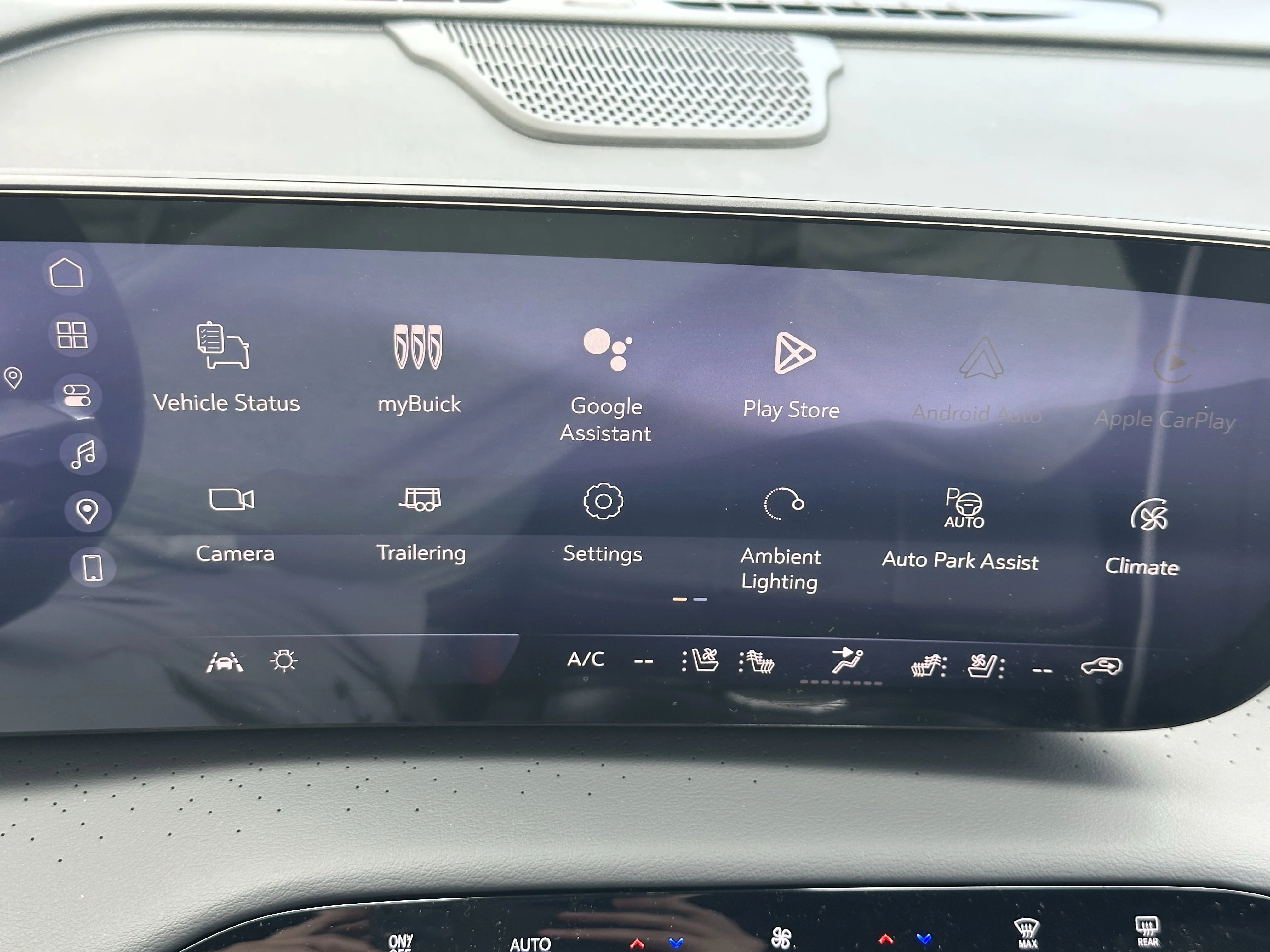 New 2026 Iridescent White Tricoat Buick Avenir image 14