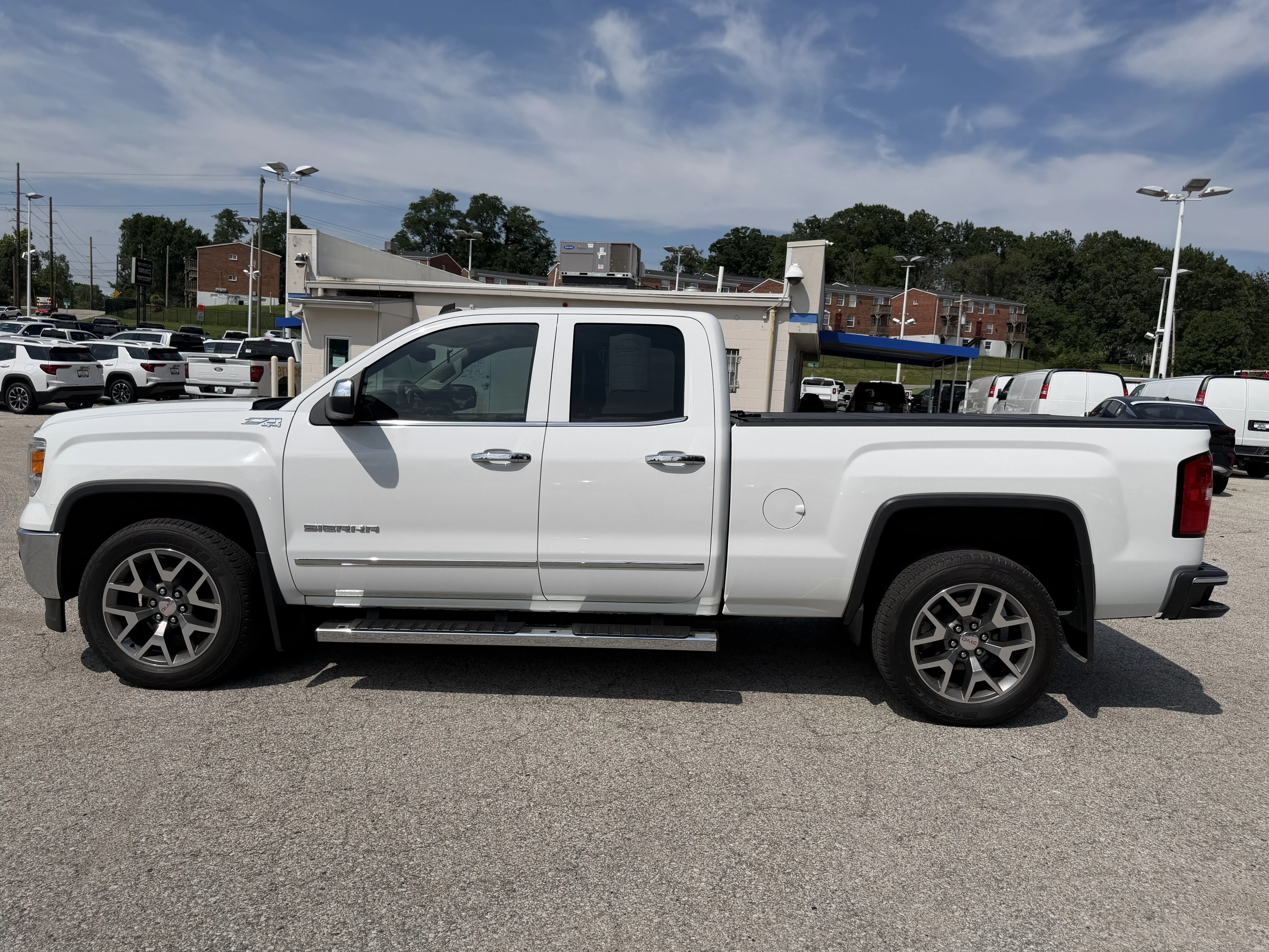 Used 2014 Summit White GMC SLT image 4