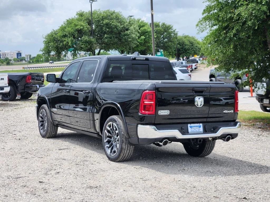 New 2026 Diamond Black Crystal Pearl-Coat Exterior Paint RAM Limited image 3