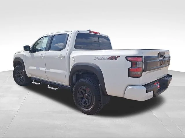 Used 2025 White Nissan PRO-4X image 7