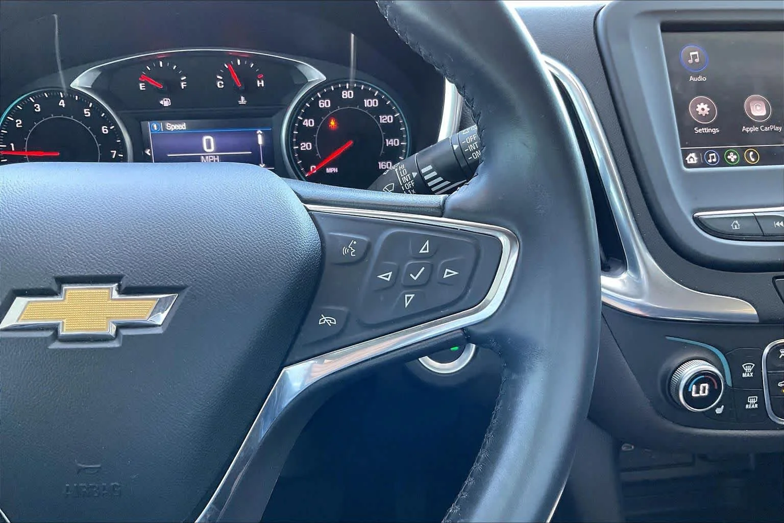 Used 2021 SILVER ICE METALLIC Chevrolet LT image 23