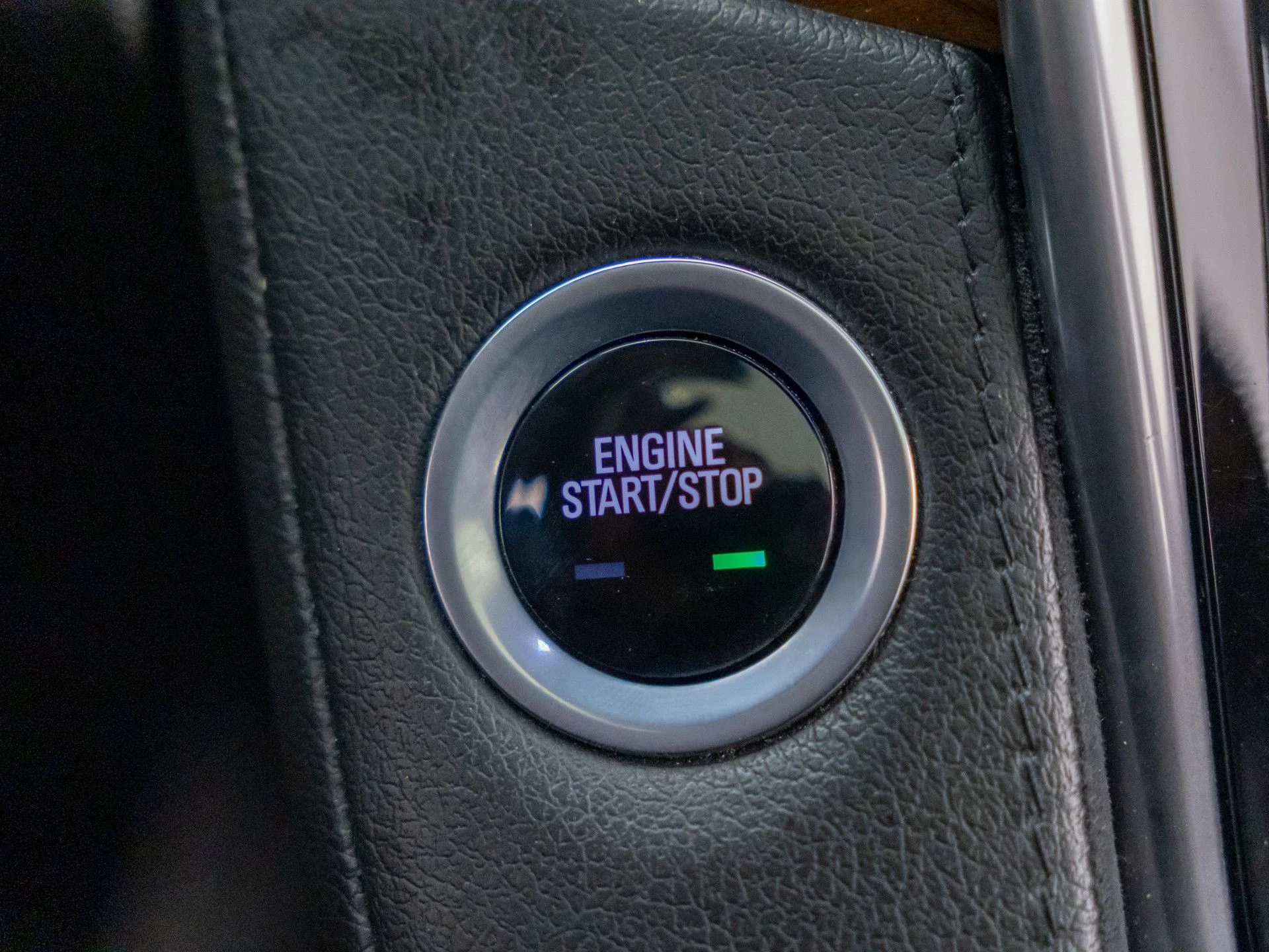 Used 2019 Black Cadillac Luxury image 27