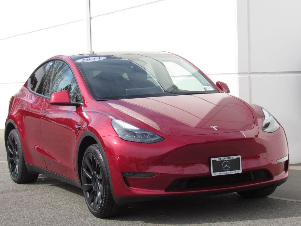 Used 2024 Tesla Model Y Long Range with VIN 7SAYGDEEXRA225275 for sale in Bellingham, WA