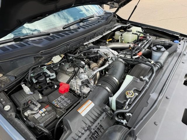 New 2026 Carbonized Gray Metallic Ford Lariat image 55