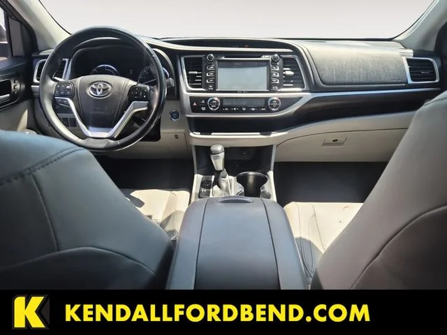 Used 2014 Silver Toyota Limited image 10