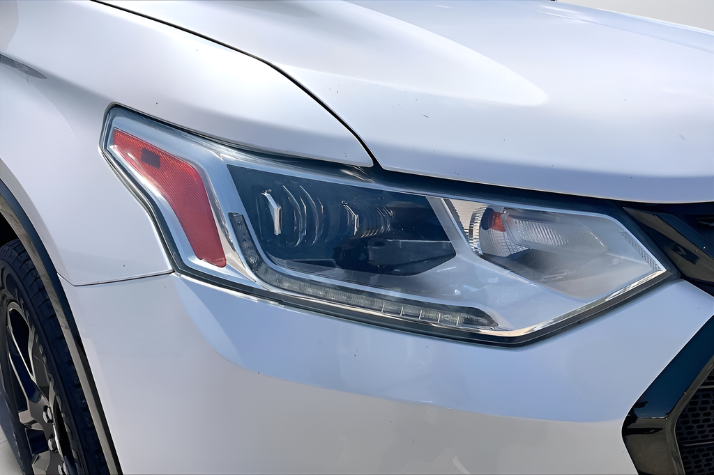Used 2021 Beige Chevrolet Premier image 35
