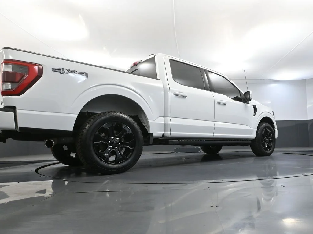 Used 2022 White Ford Lariat image 52