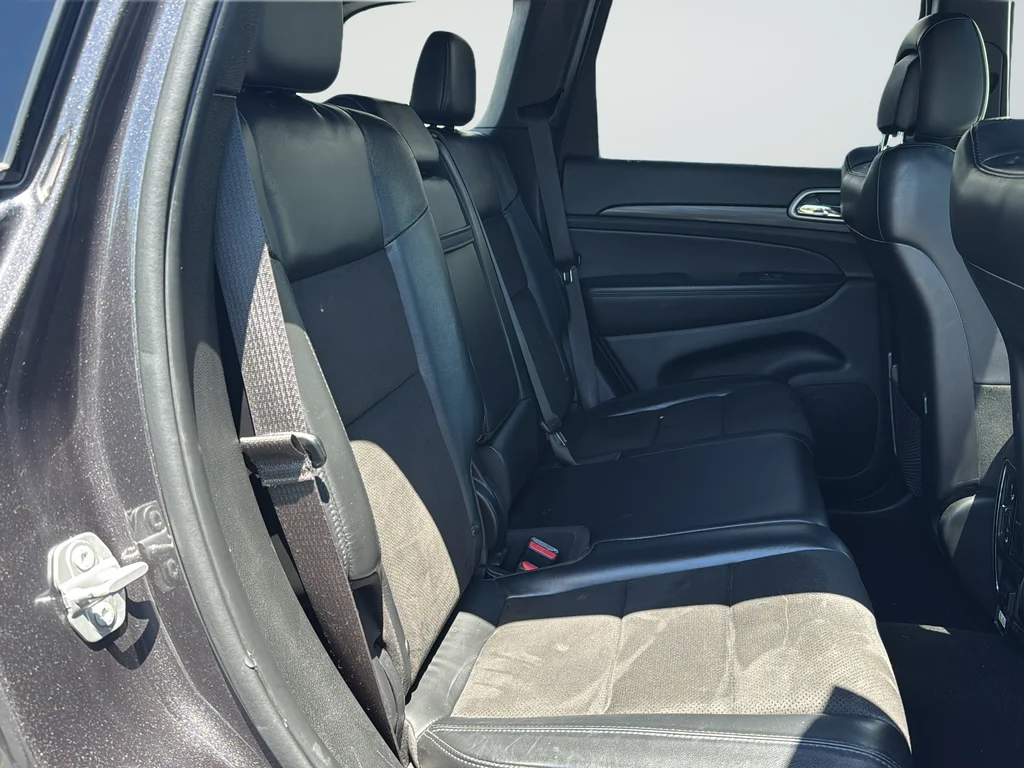Used 2021 Gray Jeep Laredo X image 25