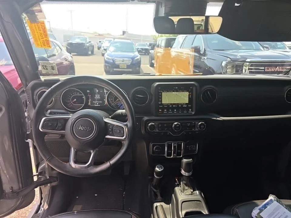 Used 2022 Gray Jeep High Altitude image 5