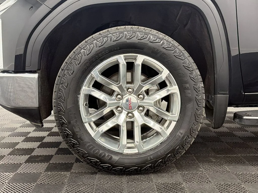 Used 2019 Onyx Black GMC SLT image 13