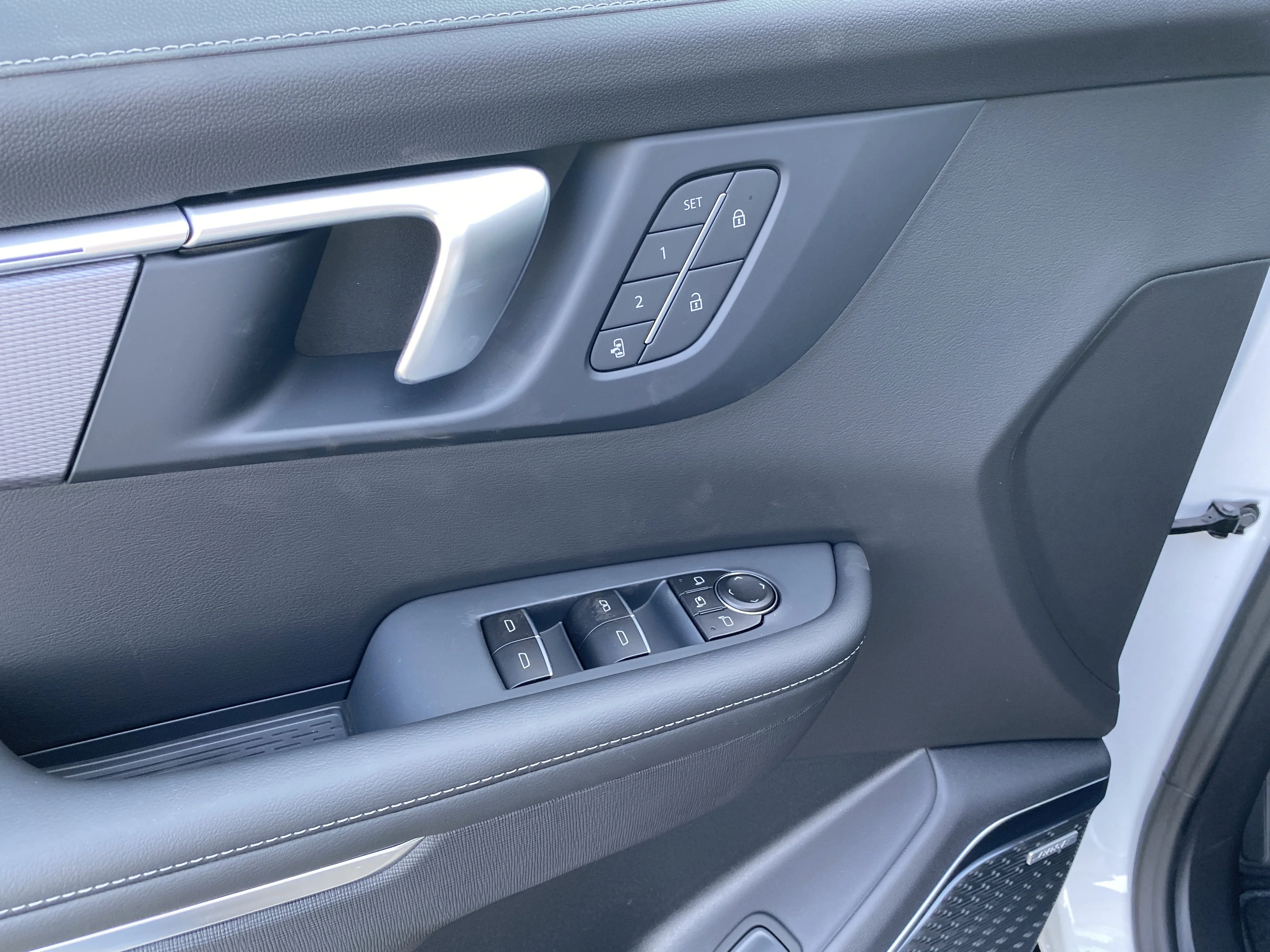 New 2026 Summit White Buick Sport Touring image 25