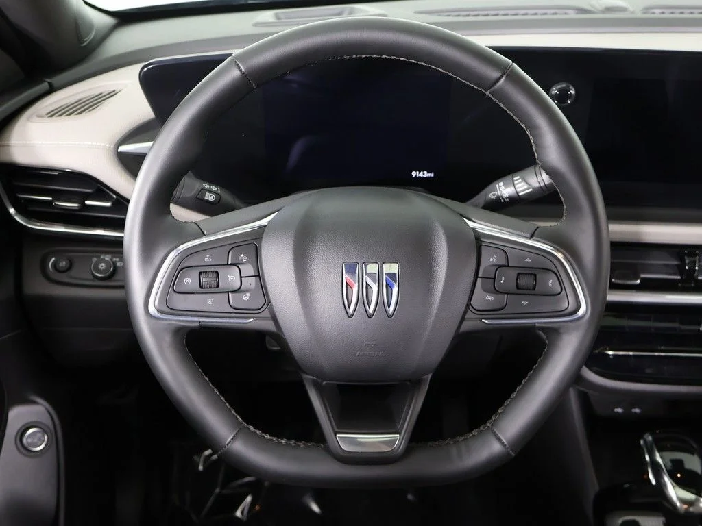 Used 2024 Black Buick Avenir image 39