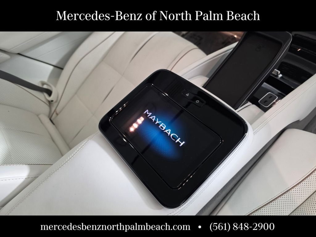 Used 2022 White Mercedes-Benz Maybach GLS 600 image 18