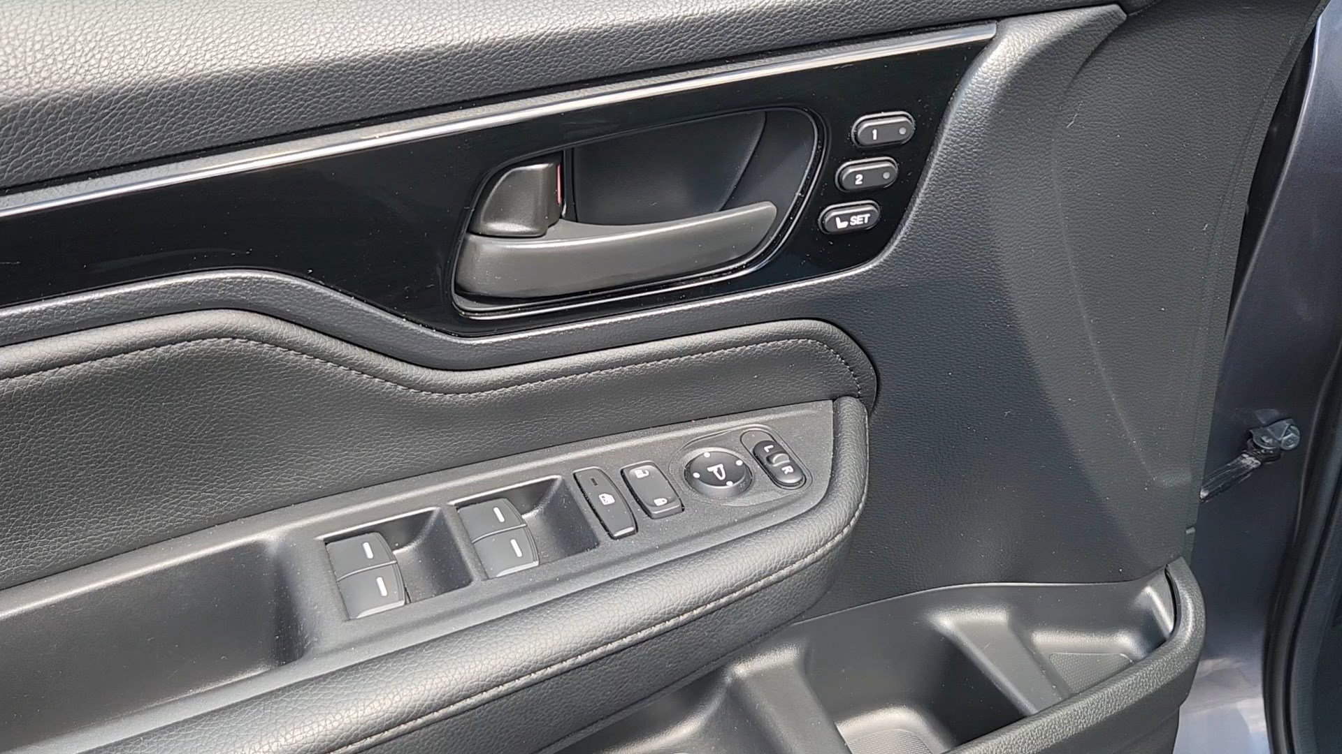 2025 Honda Odyssey Touring - Photo 7