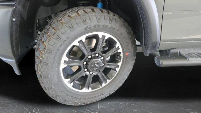 New 2026 Ceramic Gray Clearcoat RAM Tradesman image 33