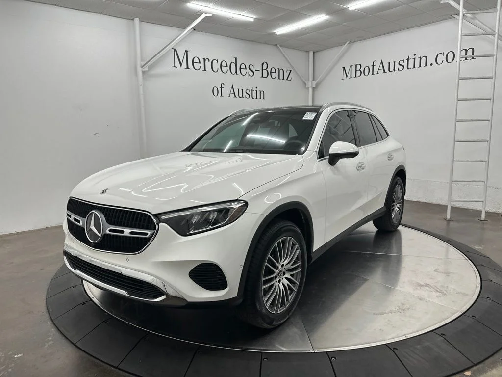 Certified Used 2026 White Mercedes-Benz GLC 300 image 3