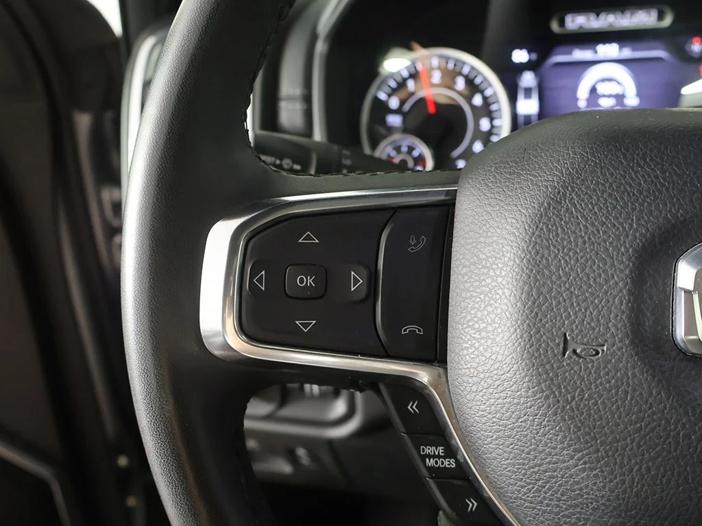 Used 2025 Silver Ram Laramie image 42