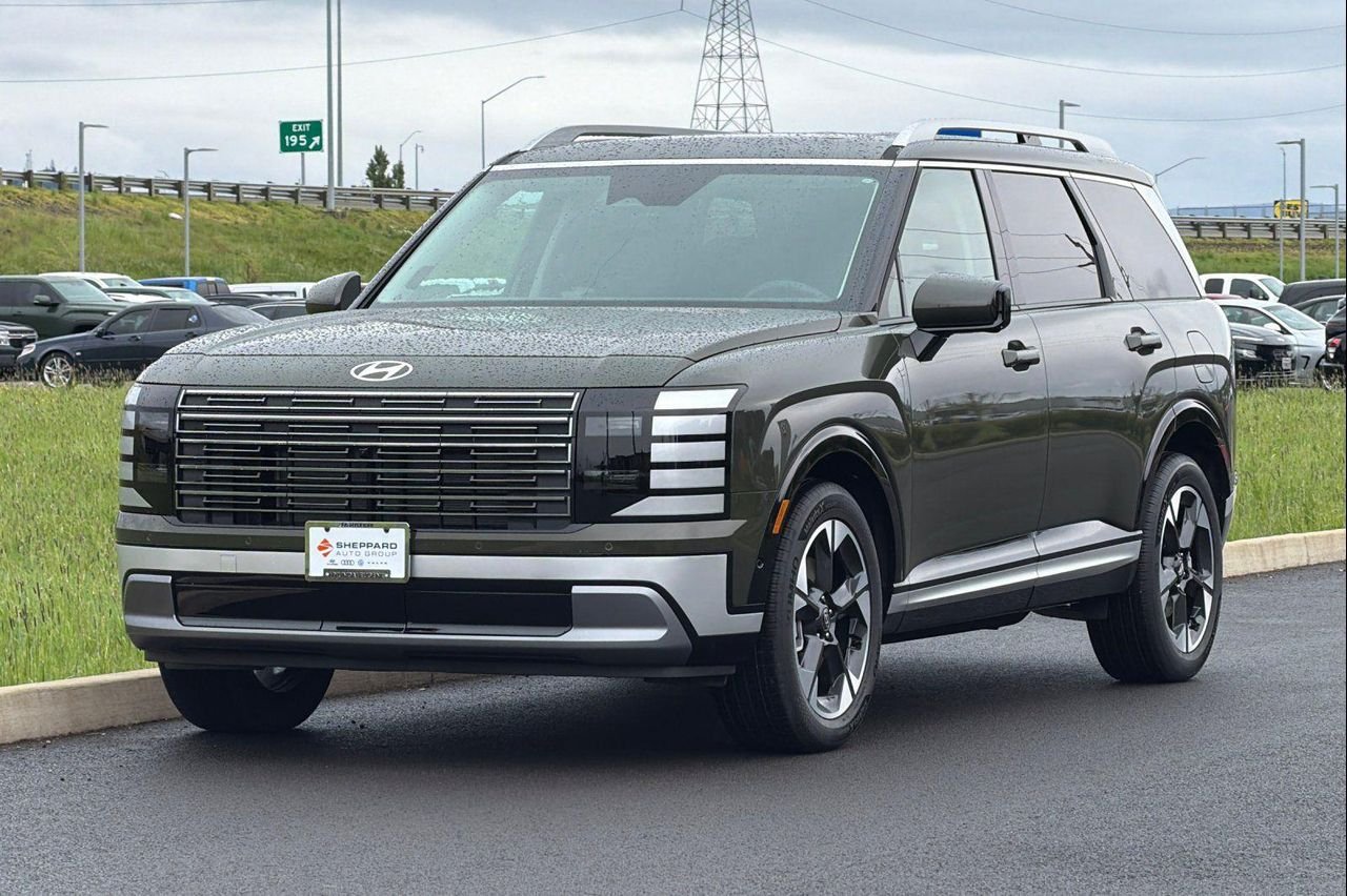 New 2026 Silver Hyundai Limited AWD image 7