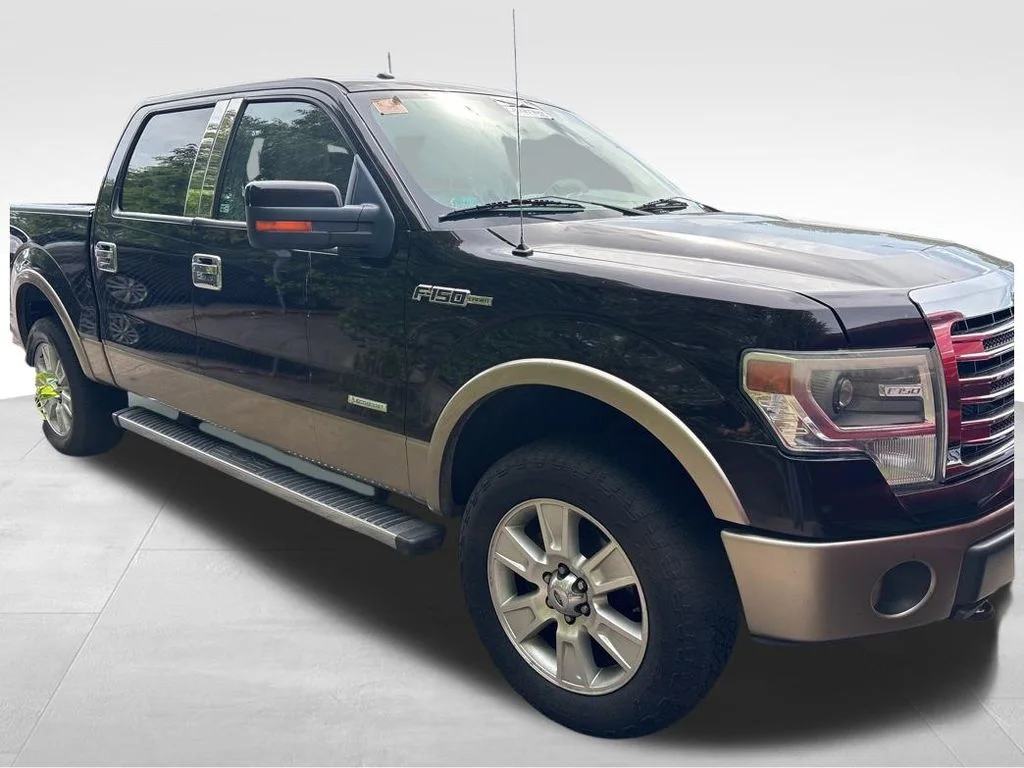 Used 2013  Ford Lariat image 13