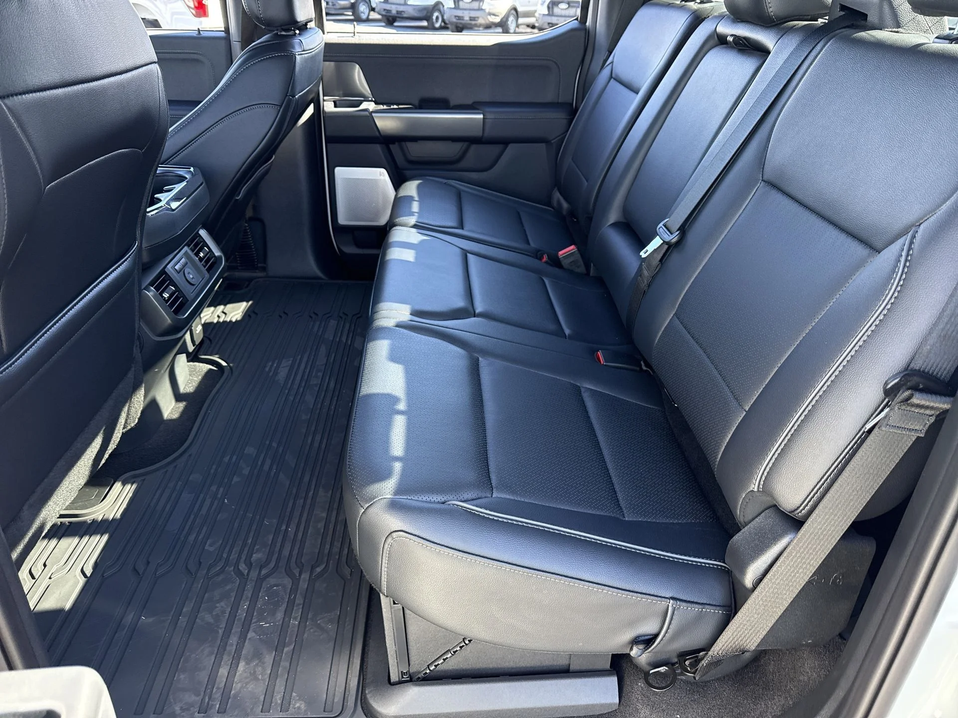 2025 Ford F-150 Lariat - Photo 23