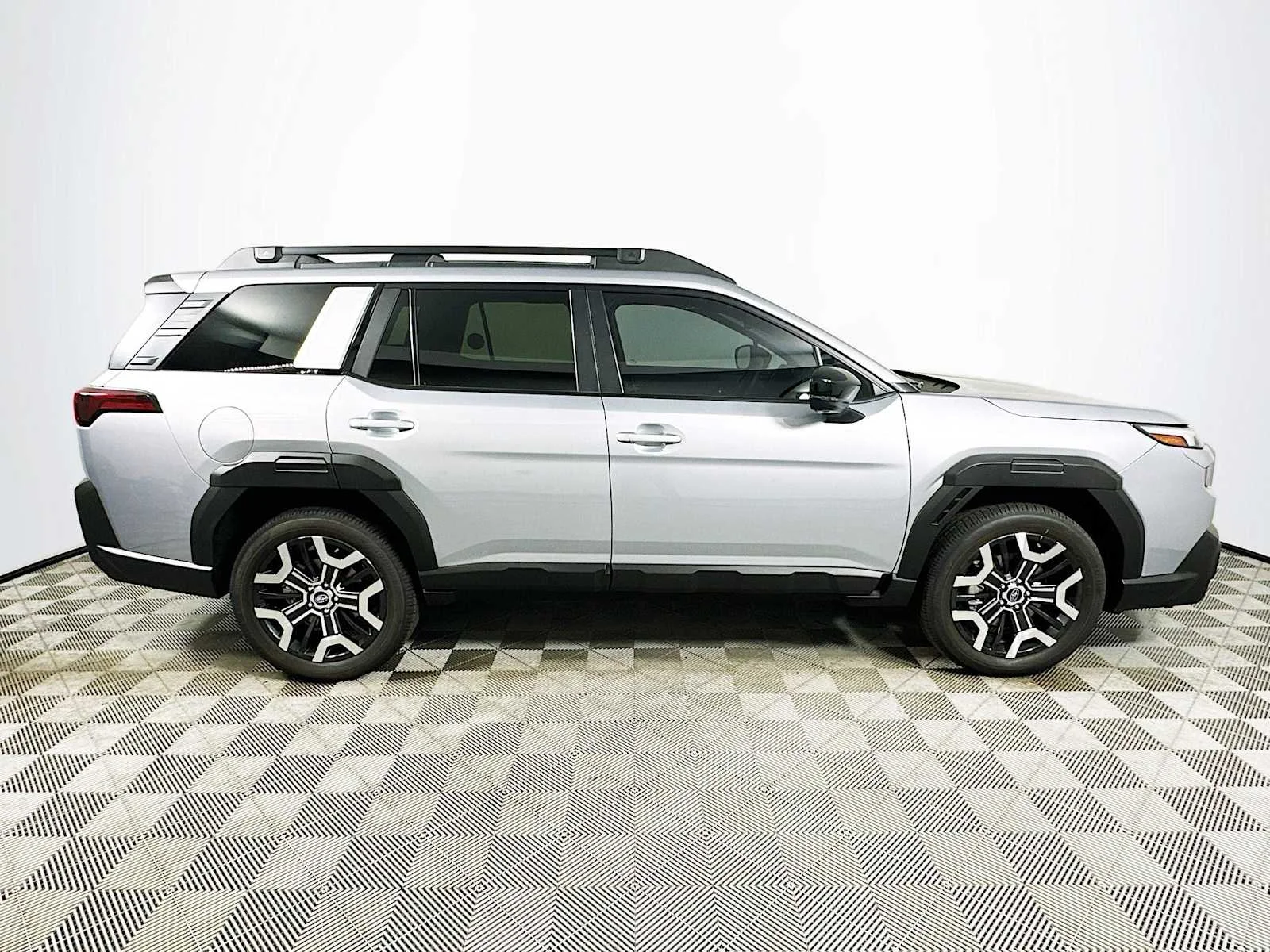 2026 Subaru Outback Touring XT - Photo 8