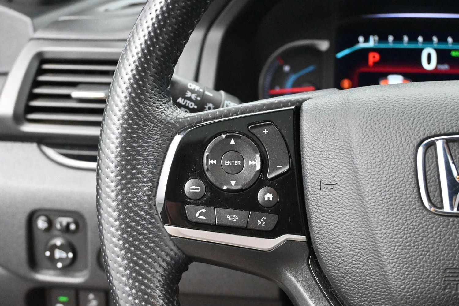 Used 2020 Black Copper Pearl Honda Touring image 17