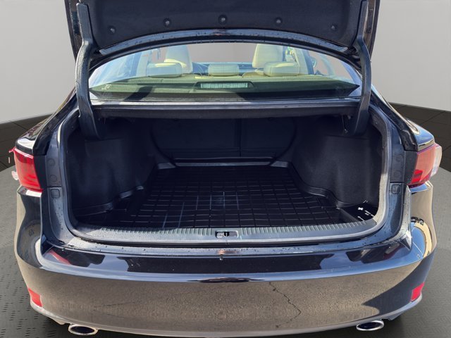 Used 2016 Black Lexus  image 23